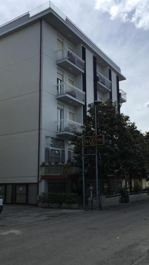 Hotel Glenn Rimini Exterior foto