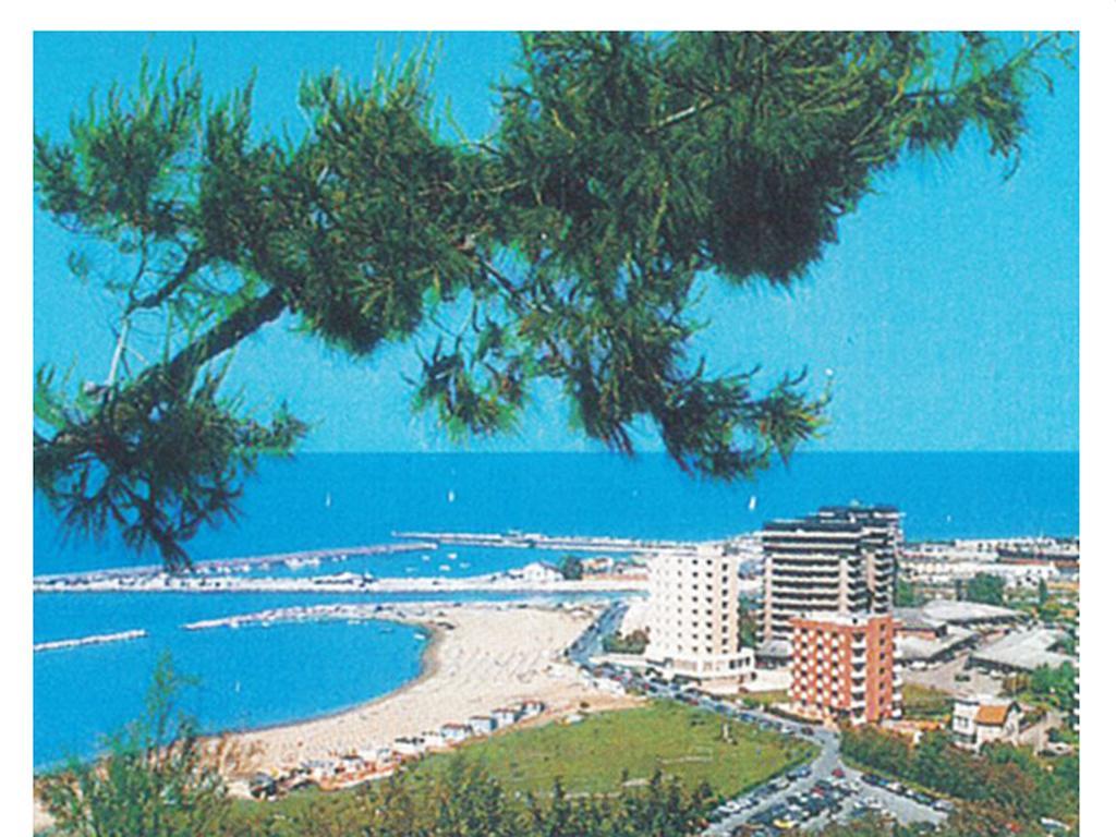 Hotel Glenn Rimini Exterior foto